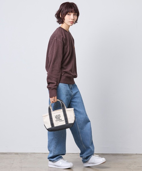 L.L.Bean(エルエルビーン)の「【JAPAN EDITION】スミスフィールド・クルーネック・スウェットシャツ(スウェット・レディース・アイボリー/ネイビー/グレー系/ブラウン・MEDIUM)」の13枚目の写真
