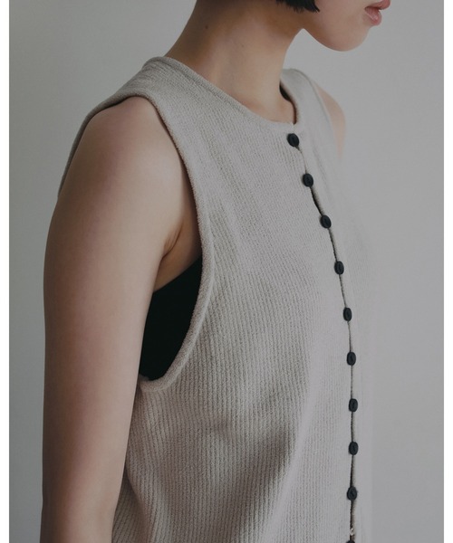 anuke（アンヌーク）の「Americansleeve Mole Knit（ニット/セーター・レディース・ブラック/アイボリー・FREE）」の7枚目の写真