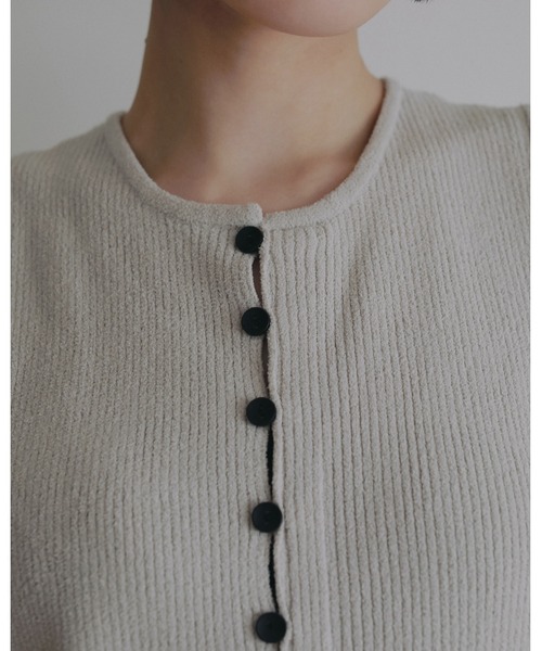 anuke（アンヌーク）の「Americansleeve Mole Knit（ニット/セーター・レディース・ブラック/アイボリー・FREE）」の8枚目の写真