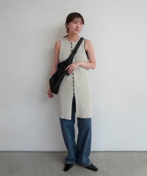 anuke（アンヌーク）の「Americansleeve Mole Knit（ニット/セーター・レディース・ブラック/アイボリー・FREE）」の17枚目の写真