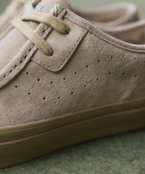 VANS（バンズ）の「PREMIUM SF MOC LOW　VN000Z3XICX（スニーカー・メンズ・ベージュ・10/9h/9/8h/8/7h/7/6h/6/5h/5/11/10h）」の4枚目の写真