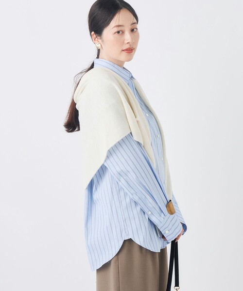 NOLLEY’S(ノーリーズ)の「ウォッシャブルカシミヤ混三角ストール(ニット/セーター・レディース・オフホワイト/グレー・FREE)」の4枚目の写真
