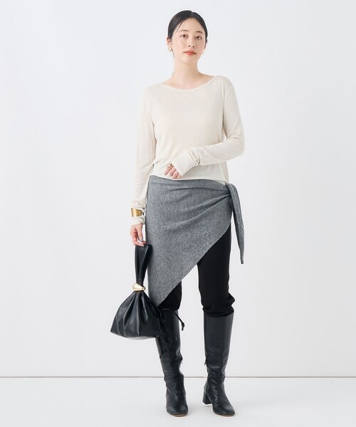 NOLLEY’S(ノーリーズ)の「ウォッシャブルカシミヤ混三角ストール(ニット/セーター・レディース・オフホワイト/グレー・FREE)」の14枚目の写真