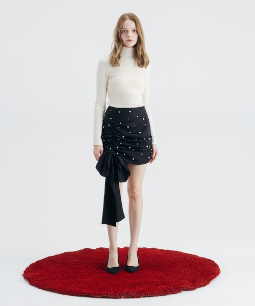 EIMY ISTOIRE(エイミーイストワール)の「ROSE HIGH NECK KNIT TOPS(ニット/セーター・レディース・チャコールグレー/レッド/ブラック/アイボリー・FREE)」の8枚目の写真
