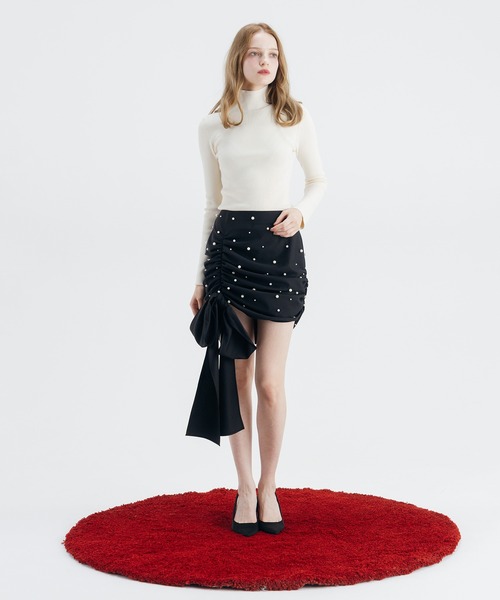 EIMY ISTOIRE(エイミーイストワール)の「ROSE HIGH NECK KNIT TOPS(ニット/セーター・レディース・チャコールグレー/レッド/ブラック/アイボリー・FREE)」の9枚目の写真