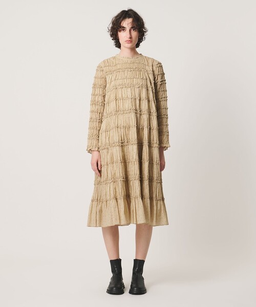 Pheeta(フィータ)の「<Pheeta>Billie ミモレ丈 ドットプリント ワンピース / 016C-40P(ワンピース・レディース・ベージュ/ネイビー・2/1)」の5枚目の写真
