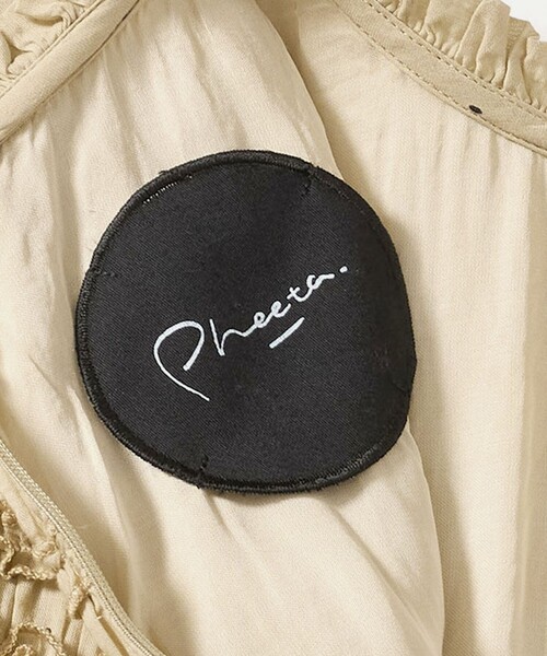 Pheeta(フィータ)の「<Pheeta>Billie ミモレ丈 ドットプリント ワンピース / 016C-40P(ワンピース・レディース・ベージュ/ネイビー・2/1)」の17枚目の写真