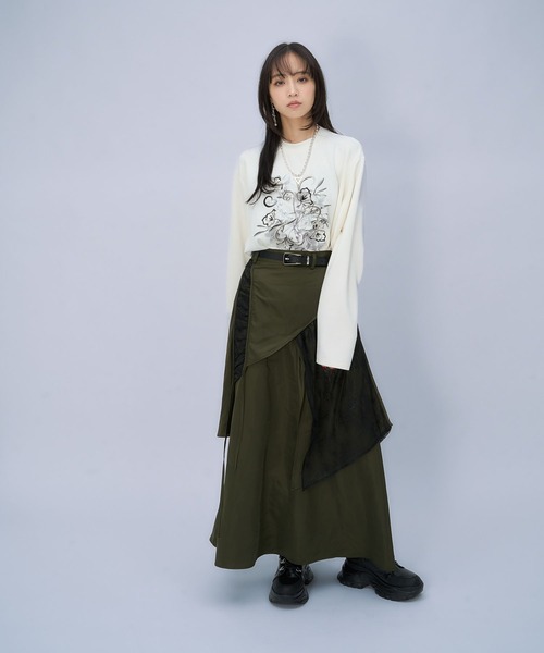 HARE(ハレ)の「フラワーシシュウカットソー(HARE)(Tシャツ/カットソー・レディース・ブラック/ホワイト・FREE)」の5枚目の写真