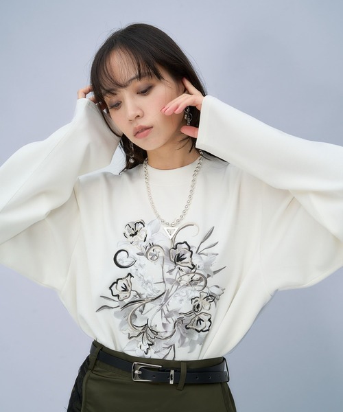 HARE(ハレ)の「フラワーシシュウカットソー(HARE)(Tシャツ/カットソー・レディース・ブラック/ホワイト・FREE)」の17枚目の写真