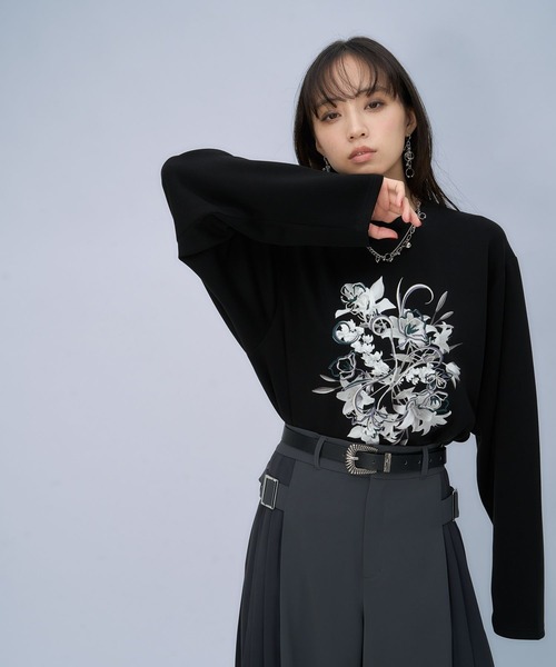 HARE(ハレ)の「フラワーシシュウカットソー(HARE)(Tシャツ/カットソー・レディース・ブラック/ホワイト・FREE)」の21枚目の写真