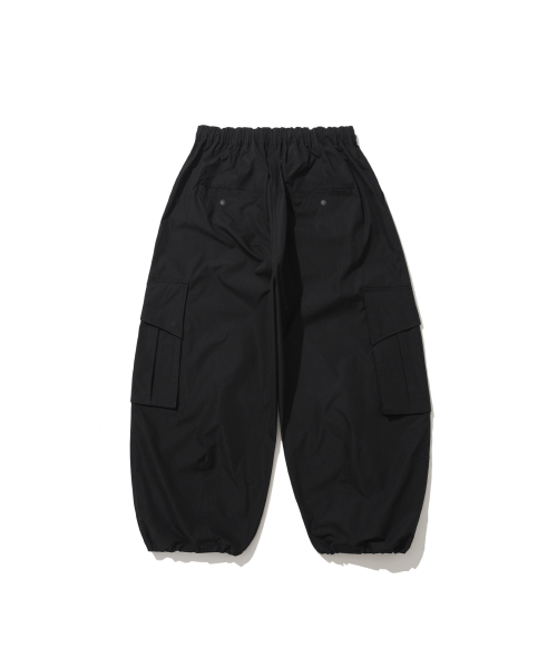 ANGLAN（アングラン）の「Ripstop Snap Cargo Balloon Pants - Black（その他パンツ・メンズ・その他・1/02）」の2枚目の写真