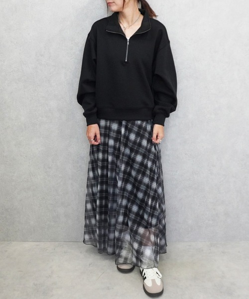 SELECT LEVERY(セレクトリベリー)の「パフダンボールハーフジッププルオーバー(スウェット・レディース・ブラウン/アイボリー/ブラック/グレー・LARGE/MEDIUM)」の14枚目の写真