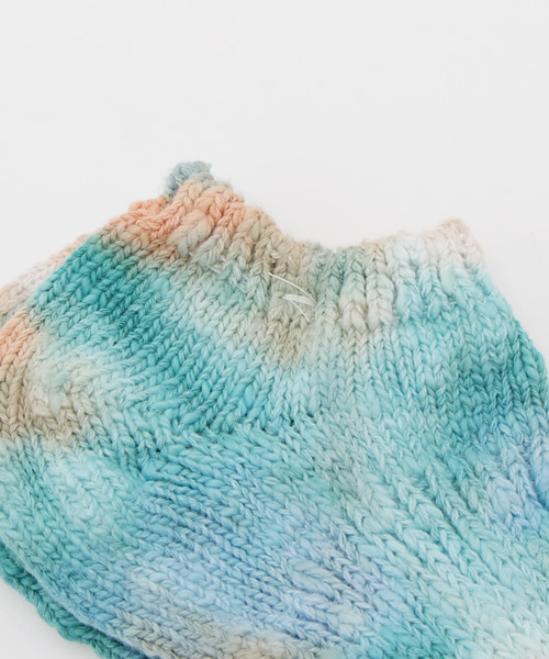 go slow caravan（ゴースローキャラバン）の「GSC PREMIUM TYE-DYE ANKLE SOCKS-タイダイ アンクル ソックス　（ソックス/靴下・メンズ・ターコイズブルー/パープル/イエロー・MEDIUM/LARGE）」の4枚目の写真