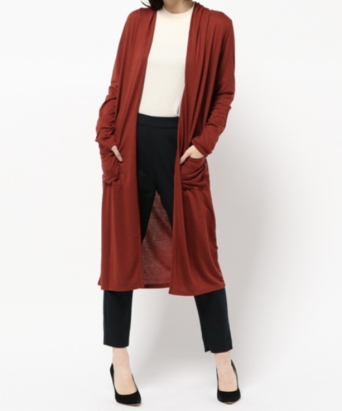 Pierrot（ピエロ）の「UVカットロングトッパーカーディガン 吸汗速乾 カーデ（カーディガン/ボレロ・レディース・ブラック/ブラウン系その他/モカ/ベージュ/ネイビー/ブルー系その他/カーキオリーブ/杢グレー/スモークピンク/ブルー系その他2・L/M）」の5枚目の写真