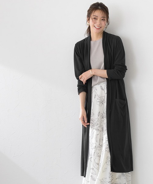 Pierrot（ピエロ）の「UVカットロングトッパーカーディガン 吸汗速乾 カーデ（カーディガン/ボレロ・レディース・ブラック/ブラウン系その他/モカ/ベージュ/ネイビー/ブルー系その他/カーキオリーブ/杢グレー/スモークピンク/ブルー系その他2・L/M）」の2枚目の写真