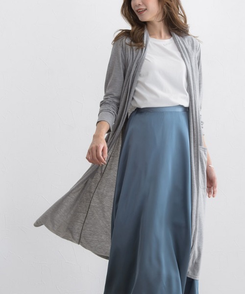 Pierrot（ピエロ）の「UVカットロングトッパーカーディガン 吸汗速乾 カーデ（カーディガン/ボレロ・レディース・ブラック/ブラウン系その他/モカ/ベージュ/ネイビー/ブルー系その他/カーキオリーブ/杢グレー/スモークピンク/ブルー系その他2・L/M）」の11枚目の写真