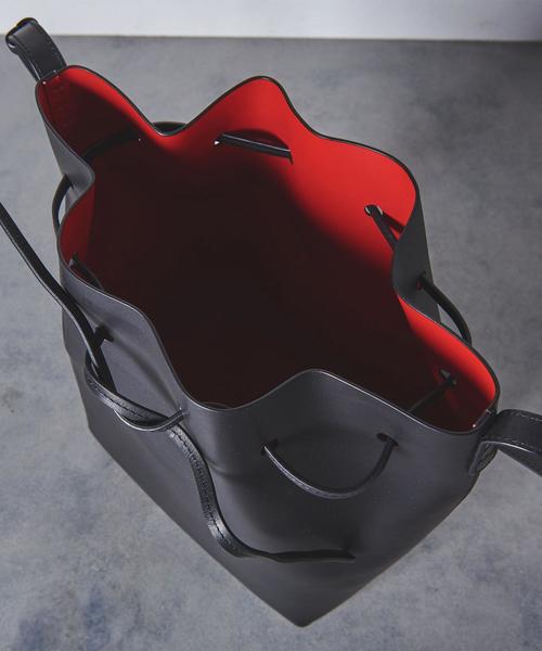 MANSUR GAVRIEL(マンサーガブリエル)の「<MANSUR GAVRIEL(マンサー ガブリエル)>VEGE BUCKET バッグ■■■◆(ショルダーバッグ・レディース・ブラック・Red/Navy)」の10枚目の写真