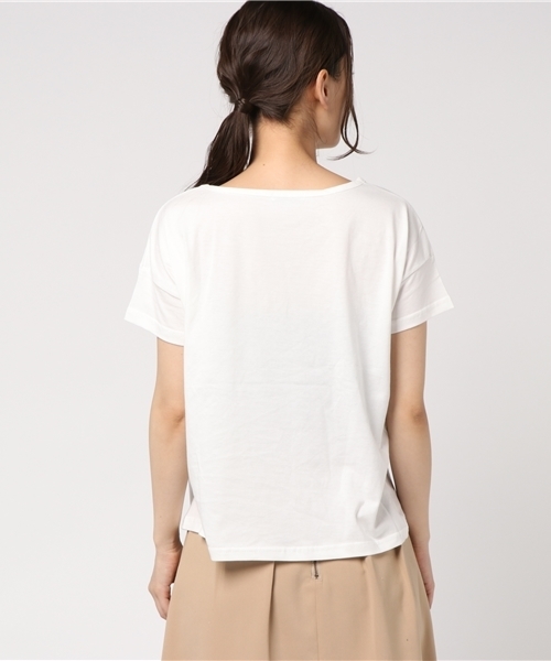 POU DOU DOU(プードゥドゥ)の「ランダム刺繍Tシャツ(Tシャツ/カットソー・レディース・オフホワイト/ダークブルー/ネイビー・3)」の6枚目の写真