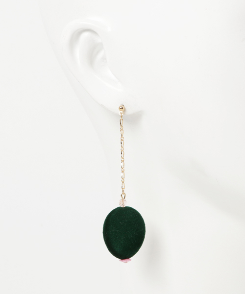 TONE SELECT GOODS(トーンセレクトグッズ)の「【rurururu】スワロフスキーとフロッキービーズのチェーンピアス(ピアス(両耳用)・レディース・グレー/ブラウン/グリーン・FREE)」の5枚目の写真