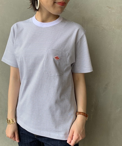 DANTON（ダントン）の「[DANTON/ダントン] クルーネックポケットTシャツ（Tシャツ/カットソー・レディース・ホワイト/ブラック/ネイビー/ホワイト×グレー/ホワイト×ネイビー/アイボリー/レッド/ライトイエロー/ライトブルー/ベージュ/サーモンピンク/ダークグレー/クリーム/グリーン/ライトグレー/オレンジ/ブラウン/グリーン系その他/バーガンディー/ライトベージュ/ウッド/パープル/イエロー/ネイビー系・34/36/42/38/40）」の3枚目の写真