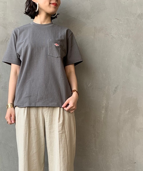 DANTON（ダントン）の「[DANTON/ダントン] クルーネックポケットTシャツ（Tシャツ/カットソー・レディース・ホワイト/ブラック/ネイビー/ホワイト×グレー/ホワイト×ネイビー/アイボリー/レッド/ライトイエロー/ライトブルー/ベージュ/サーモンピンク/ダークグレー/クリーム/グリーン/ライトグレー/オレンジ/ブラウン/グリーン系その他/バーガンディー/ライトベージュ/ウッド/パープル/イエロー/ネイビー系・34/36/42/38/40）」の7枚目の写真
