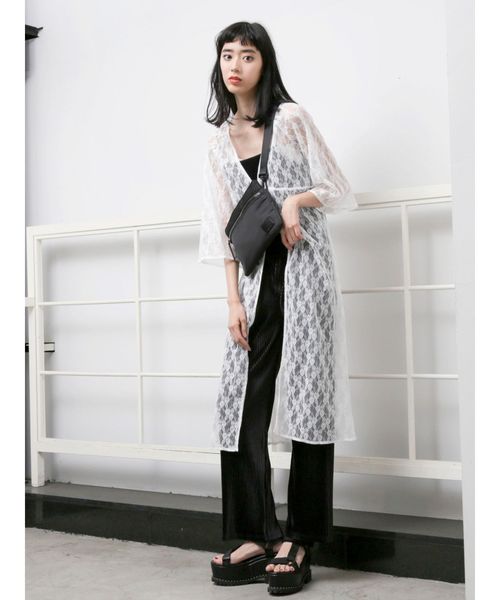 EMODA(エモダ)の「バルキーテープマークサンダル(サンダル・レディース・ホワイト/ブラック・MEDIUM/SMALL/LARGE)」の3枚目の写真