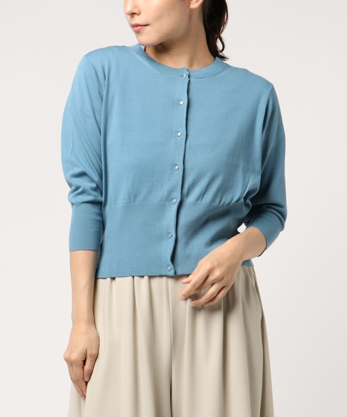 Tiara（ティアラ）の「ウエストコンシャス丸首カーディガン（カーディガン/ボレロ・レディース・ブルー/グリーン/ライトベージュ・FREE）」の9枚目の写真