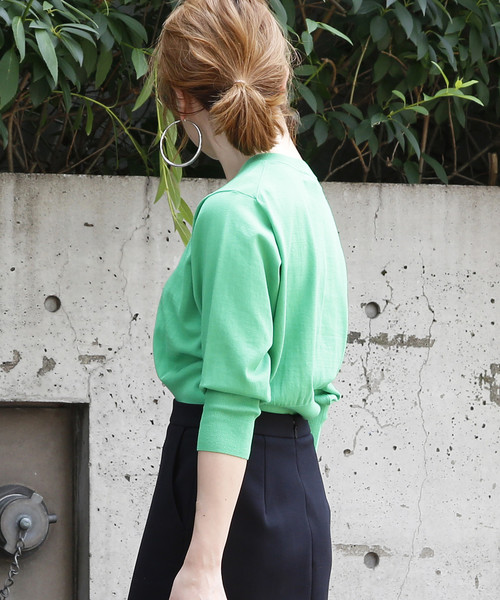 Tiara（ティアラ）の「ウエストコンシャス丸首カーディガン（カーディガン/ボレロ・レディース・ブルー/グリーン/ライトベージュ・FREE）」の17枚目の写真