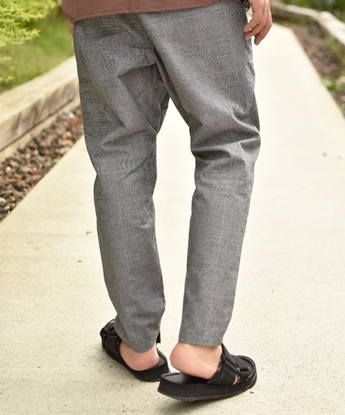 kutir(クティール)の「assort climbing pants / 柄アソート クライミングテーパードパンツ(その他パンツ・メンズ・ブラウン/グレー・SMALL/MEDIUM/LARGE)」の4枚目の写真