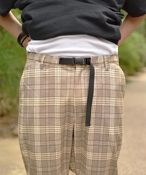 kutir(クティール)の「assort climbing pants / 柄アソート クライミングテーパードパンツ(その他パンツ・メンズ・ブラウン/グレー・SMALL/MEDIUM/LARGE)」の12枚目の写真