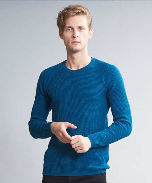 5351 POUR LES HOMMES（ゴーサンゴーイチプールオム）の「クルーネック　ワッフルプルオーバー（ニット/セーター・メンズ・ブラック/グレー/ブルー・44/48/46）」の12枚目の写真