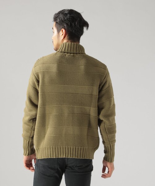 BAYFLOW（ベイフロー）の「アクリルジャガードボーダータートルプルオーバー（ニット/セーター・メンズ・ブラック/オフホワイト/カーキ・SMALL/MEDIUM/LARGE）」の9枚目の写真