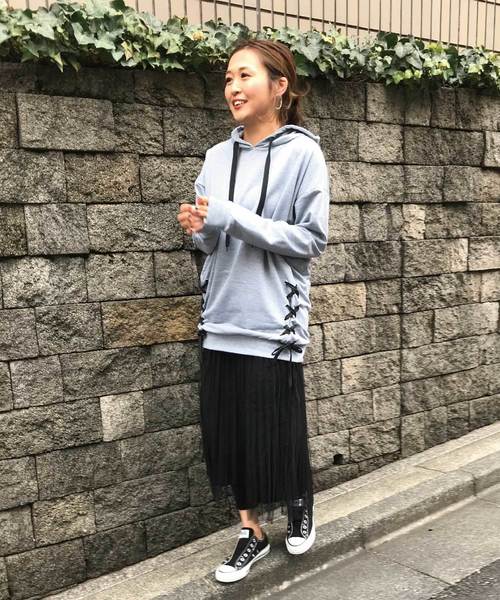 meJane（ミージェーン）の「チュール×サテンプリーツスカート（スカート・レディース・ブラック/ベージュ/グレー・フリー）」の8枚目の写真