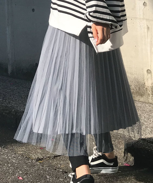 meJane（ミージェーン）の「チュール×サテンプリーツスカート（スカート・レディース・ブラック/ベージュ/グレー・フリー）」の19枚目の写真