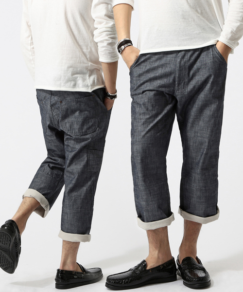 BEAMS（ビームス）の「○BEAMS / ワンウォッシュ 裾裏 ペインター クロップドパンツ（チノパンツ・メンズ・ブルー/ネイビー/その他1・SMALL/MEDIUM/LARGE/X-LARGE）」の2枚目の写真