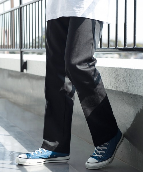 Dickies（ディッキーズ）の「Dickies ワークパンツ（チノパンツ・メンズ・ブラック/チャコールグレー/ベージュ/ブラウン/ネイビー/シルバー/オリーブ/マルーン・28inch/30 inch/32inch/34inch/36inch/30inch/38inch/40inch）」の2枚目の写真