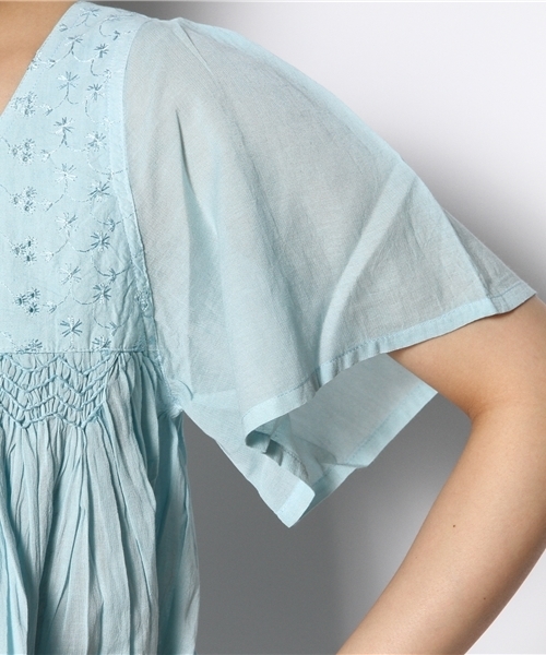 Kastane(カスタネ)の「【Kastane】スモーネブラウス(シャツ/ブラウス・レディース・ライトブルー/レッド/ホワイト・FREE)」の8枚目の写真