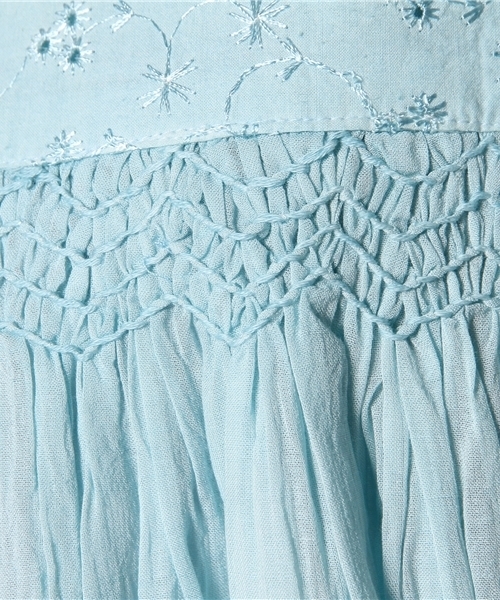 Kastane(カスタネ)の「【Kastane】スモーネブラウス(シャツ/ブラウス・レディース・ライトブルー/レッド/ホワイト・FREE)」の9枚目の写真