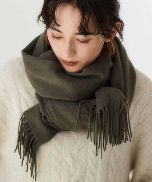 green label relaxing（グリーンレーベルリラクシング）の「D カシミヤムジ ストール（ストール/ショール・レディース・ライラック/ライム/ダークグレー/モカ/ネイビー/ライトグレー/ブラック・FREE）」の4枚目の写真