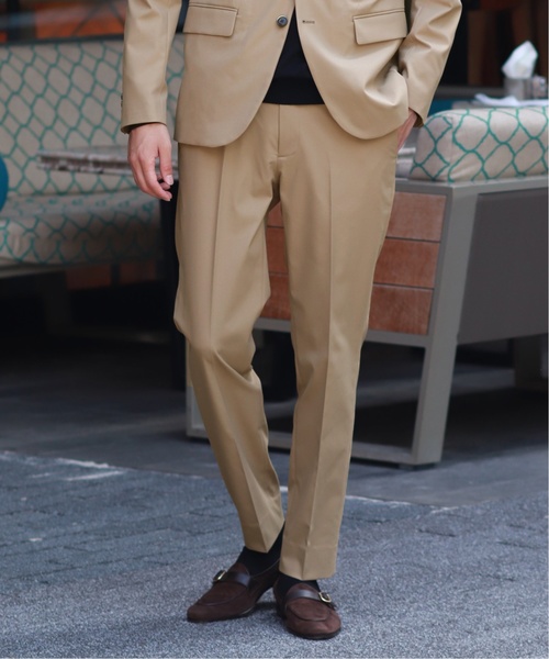 EDIFICE（エディフィス）の「SOLOTEX ツイルテーパードパンツ（スラックス・メンズ・ブラック/ベージュ・SMALL/MEDIUM/LARGE/X-LARGE）」の2枚目の写真