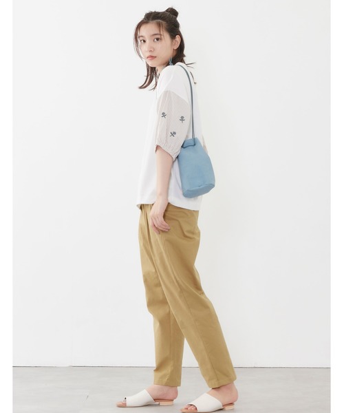 POU DOU DOU（プードゥドゥ）の「花刺繍スリーブトップス（Tシャツ/カットソー・レディース・ベージュ/オフホワイト/ブルー・3）」の15枚目の写真