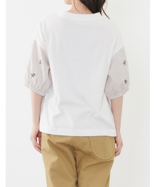 POU DOU DOU（プードゥドゥ）の「花刺繍スリーブトップス（Tシャツ/カットソー・レディース・ベージュ/オフホワイト/ブルー・3）」の6枚目の写真