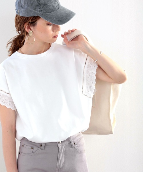 classicalelf（クラシカルエルフ）の「綿100％、光沢で上品に。大人が着る、袖レースプルオーバー（Tシャツ/カットソー・レディース・ホワイト/ブラック/ブルーグリーン/グレイッシュベージュ・MEDIUM/LARGE/X-LARGE/SMALL）」の15枚目の写真