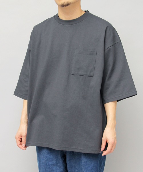 Goodwear（グッドウェア）の「7.6オンス USAコットン ポケット付き スーパービッグシルエット 5分袖 Tシャツ（Tシャツ/カットソー・メンズ・ホワイト/ブラウン/ブラウン系その他/ベージュ/ブルー/ブラック系その他/グリーン系その他/ミント/ブラック/グレー/ネイビー/グリーン/スミクロ/ブラウン系その他2・M/L）」の16枚目の写真