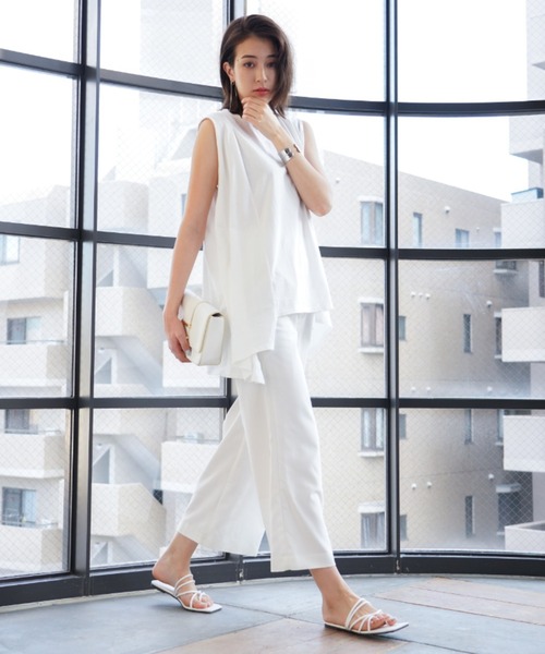 VIVIAN(ヴィヴィアン)の「スクエアトゥメニーナローストラップトングフラットサンダル(サンダル・レディース・ブラック/グリーン/パイソン/ホワイト/ダークブラウン/キャメル・L/M/S/LL)」の17枚目の写真