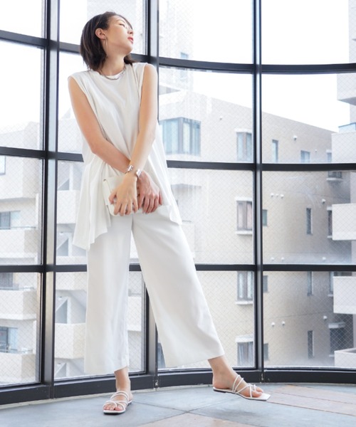 VIVIAN(ヴィヴィアン)の「スクエアトゥメニーナローストラップトングフラットサンダル(サンダル・レディース・ブラック/グリーン/パイソン/ホワイト/ダークブラウン/キャメル・L/M/S/LL)」の18枚目の写真