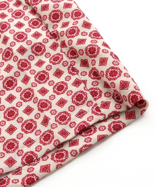 Otonato（オトナト）の「カシュクール総柄ワンピース_ママ【親子でおそろいリンクコーデ】（ワンピース・レディース・ネイビー/レッド・MEDIUM）」の11枚目の写真