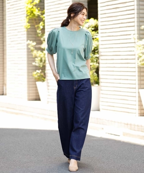 a.v.v(アーヴェヴェ)の「デニムワイドパンツ(デニムパンツ・レディース・アイボリー/ネイビー・42/40/34/38/36)」の3枚目の写真