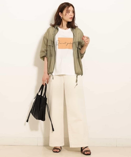 a.v.v(アーヴェヴェ)の「デニムワイドパンツ(デニムパンツ・レディース・アイボリー/ネイビー・42/40/34/38/36)」の9枚目の写真