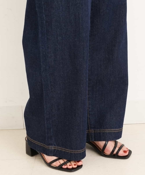 a.v.v(アーヴェヴェ)の「デニムワイドパンツ(デニムパンツ・レディース・アイボリー/ネイビー・42/40/34/38/36)」の11枚目の写真